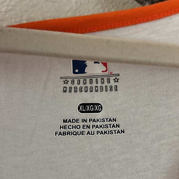 SF Giants genuine merch tank just in time for spring training g! XL - Picture 2 of 3